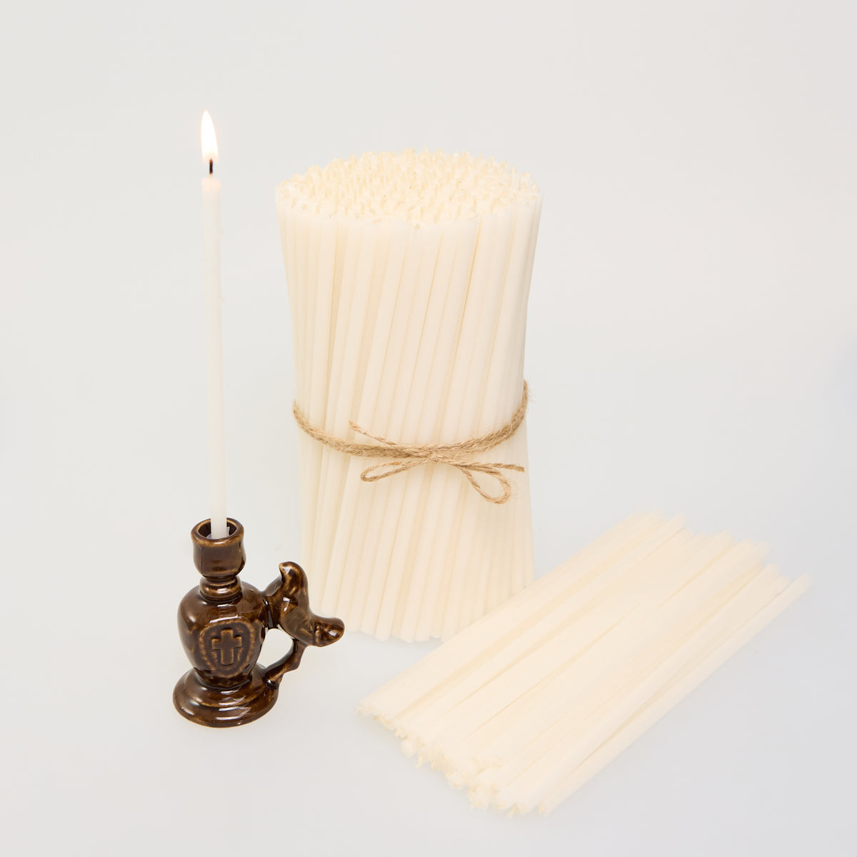 Candele sottili N80 bianche in cera d’api naturale, formato bulk (foto 1)