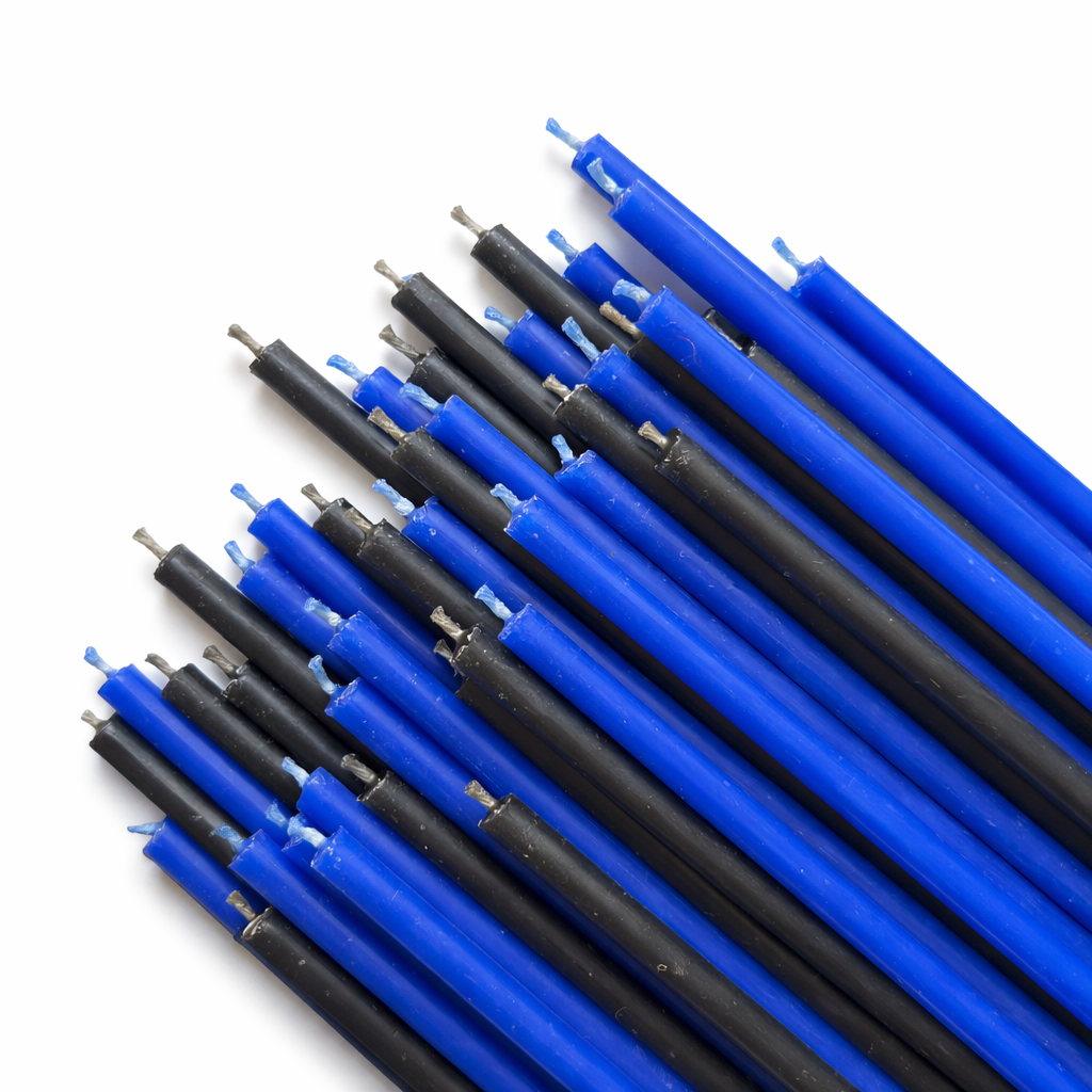 Candele Sottili Nero & Blu in Cera d’Api Naturale | Calma, Protezione e Concentrazione | 16 cm | Ø 5 mm | Durata 40 min | 50 Pezzi | CanBee
